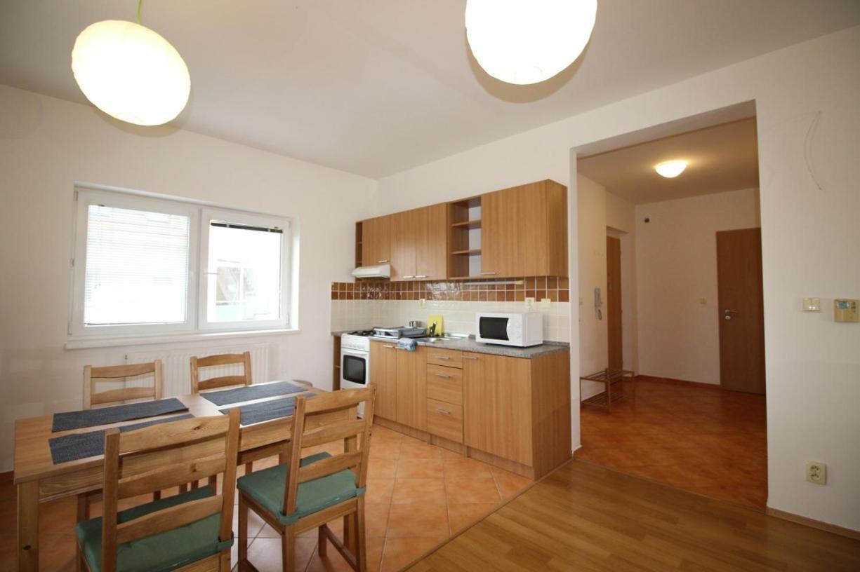 Apartman 502 Ruzindol Extérieur photo